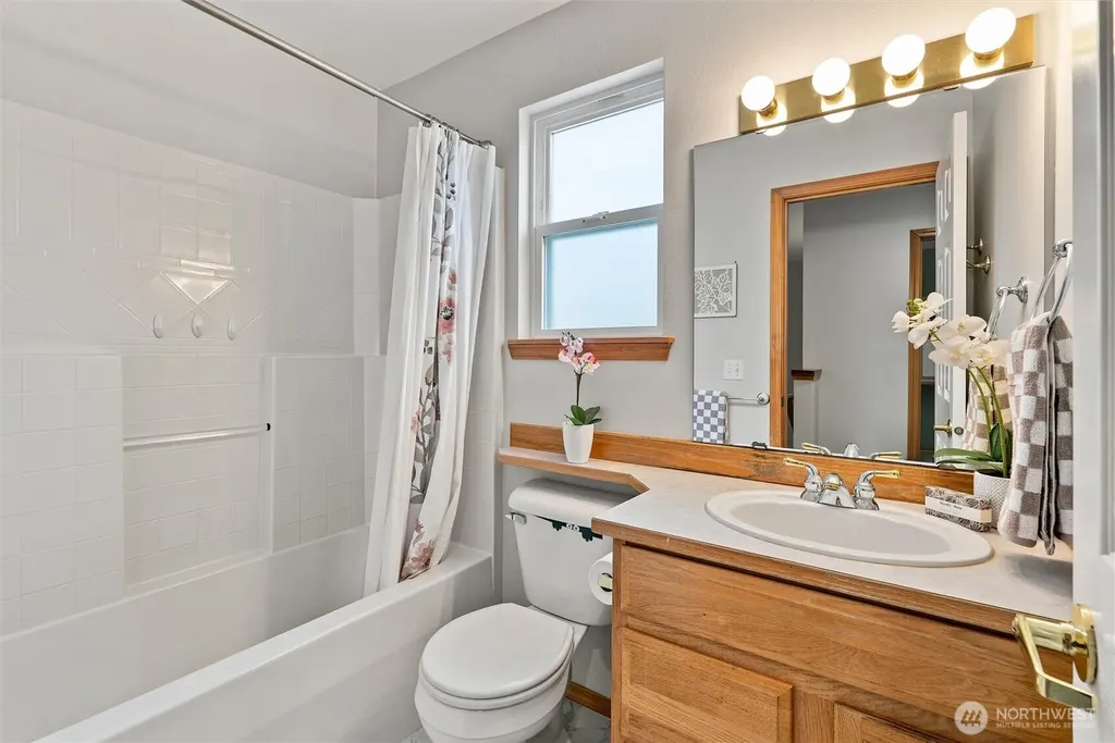 1331 238th Place SW Bothell WA 98021