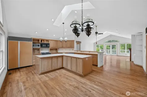 200 Lilac Drive Mount Vernon WA 98273
