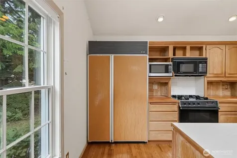 200 Lilac Drive Mount Vernon WA 98273
