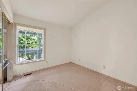 200 Lilac Drive Mount Vernon WA 98273