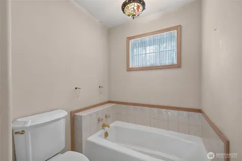 200 Lilac Drive Mount Vernon WA 98273