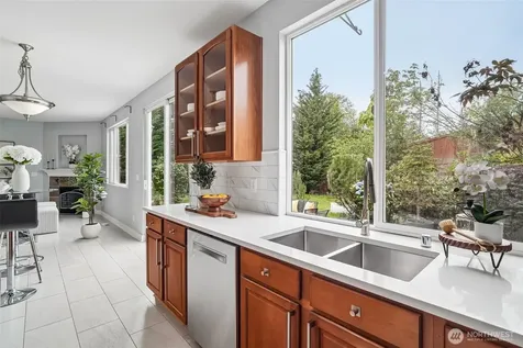 7011 136th Place SE Snohomish WA 98296