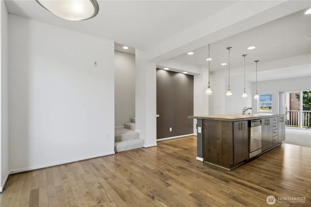 15720 Manor Way Lynnwood WA 98087
