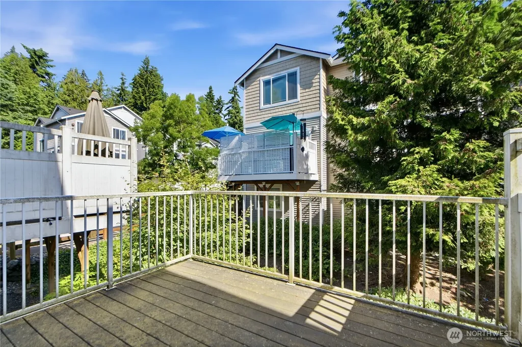 15720 Manor Way Lynnwood WA 98087