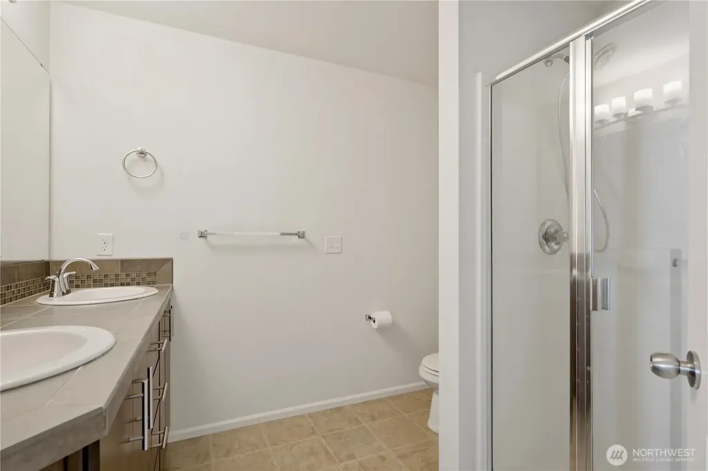 15720 Manor Way Lynnwood WA 98087