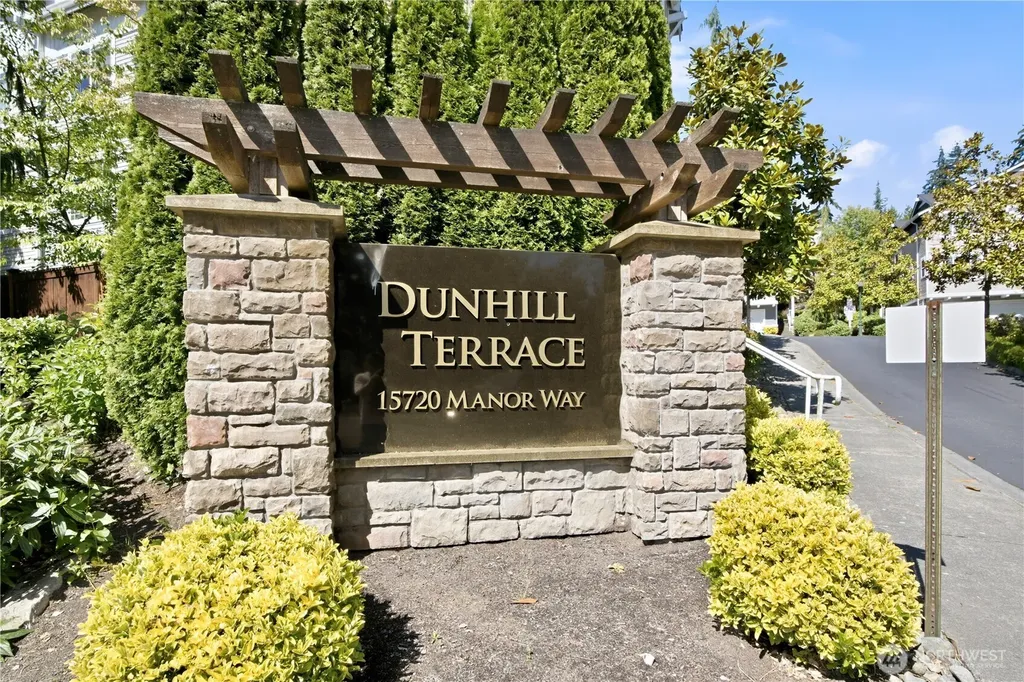 15720 Manor Way Lynnwood WA 98087