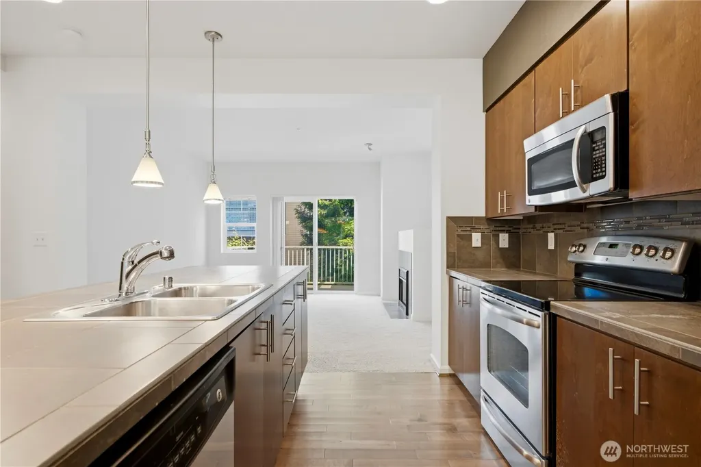 15720 Manor Way Lynnwood WA 98087