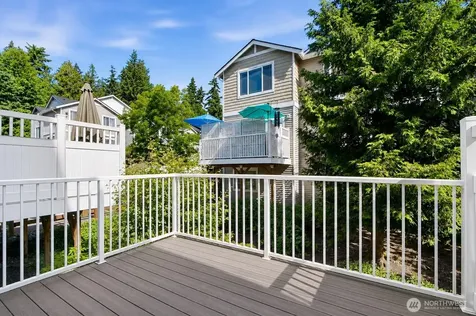 15720 Manor Way Lynnwood WA 98087