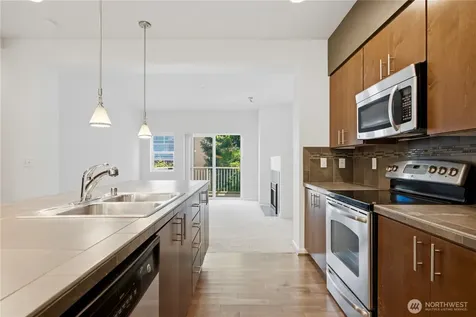 15720 Manor Way Lynnwood WA 98087