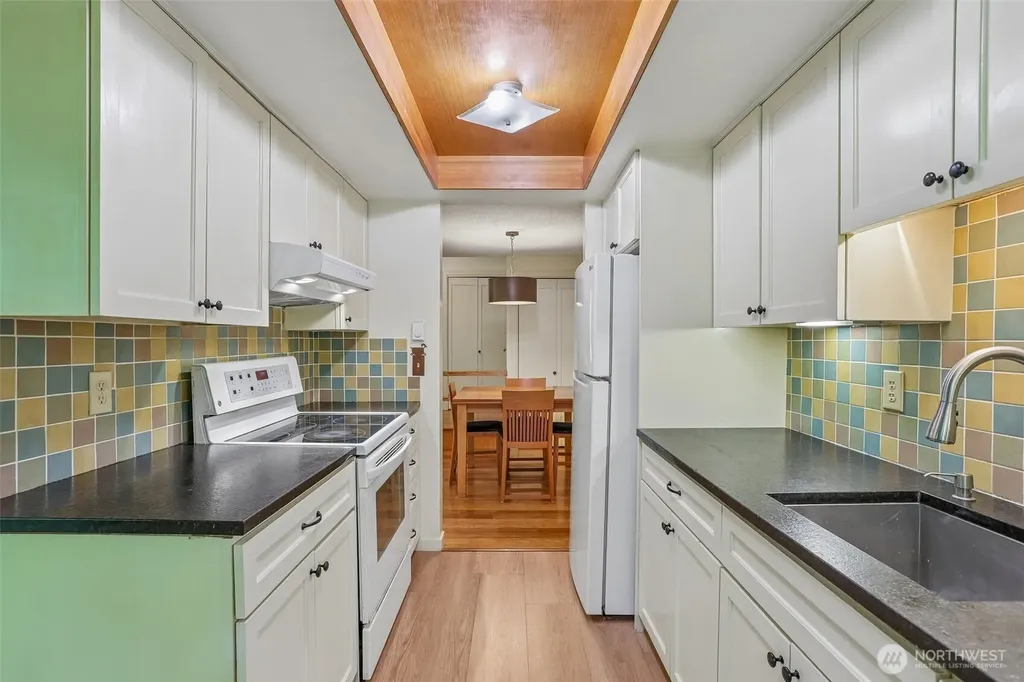 4629 W Lake Sammamish Parkway SE Issaquah WA 98027