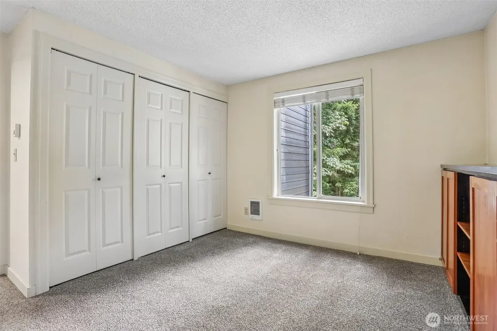4629 W Lake Sammamish Parkway SE Issaquah WA 98027