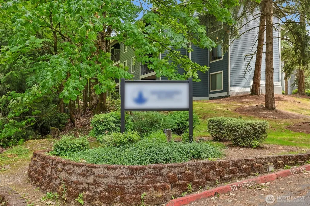 4629 W Lake Sammamish Parkway SE Issaquah WA 98027