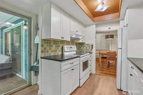 4629 W Lake Sammamish Parkway SE Issaquah WA 98027