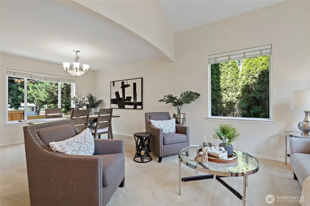 13235 124th Court NE Kirkland WA 98034