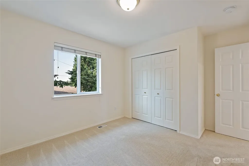 13235 124th Court NE Kirkland WA 98034