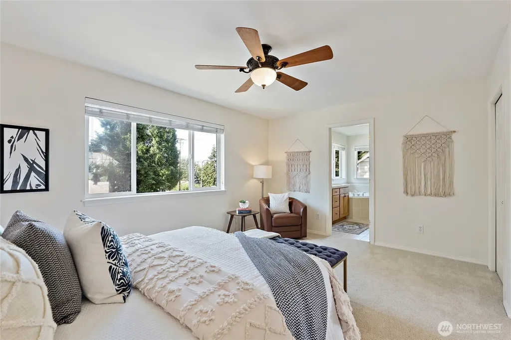 13235 124th Court NE Kirkland WA 98034