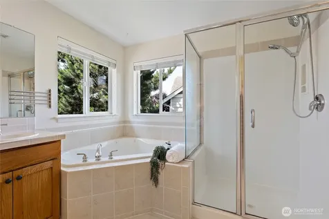 13235 124th Court NE Kirkland WA 98034