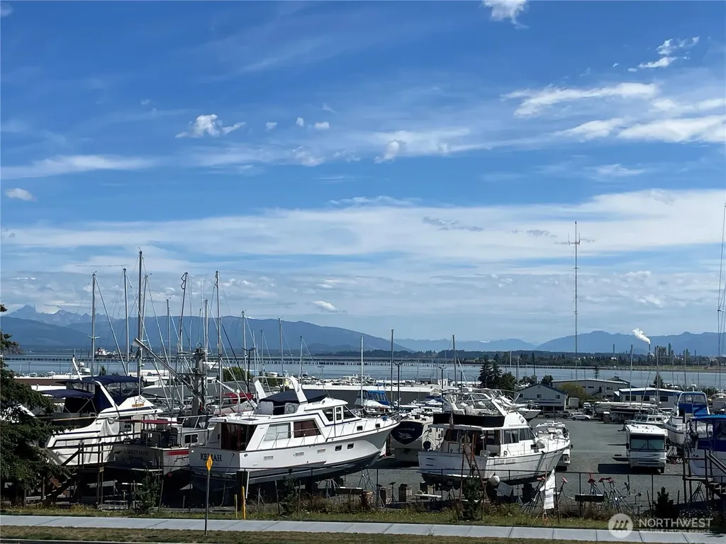 3120 R Avenue Anacortes WA 98221