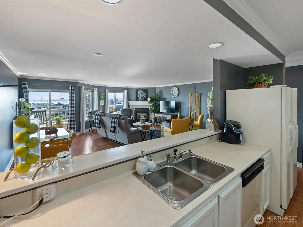 3120 R Avenue Anacortes WA 98221