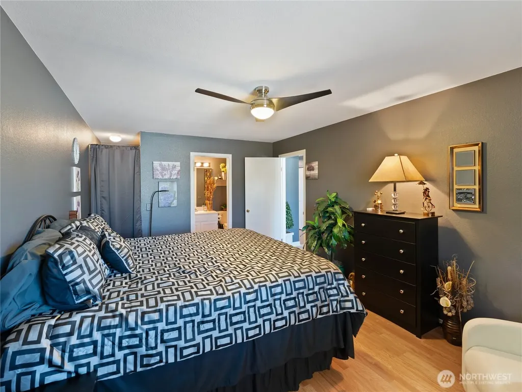 3120 R Avenue Anacortes WA 98221