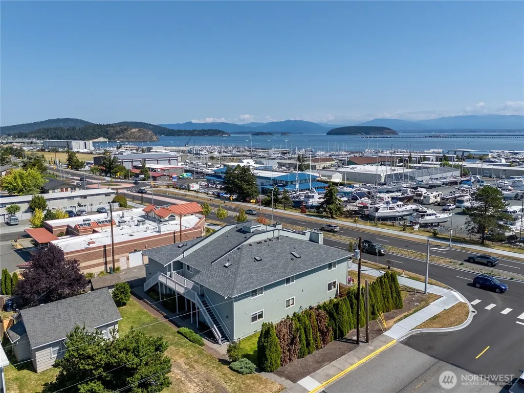 3120 R Avenue Anacortes WA 98221