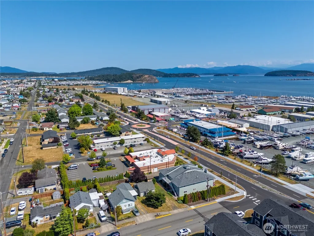 3120 R Avenue Anacortes WA 98221