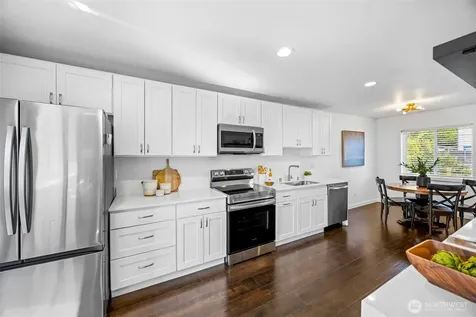 10215 Evanston Avenue N Seattle WA 98133