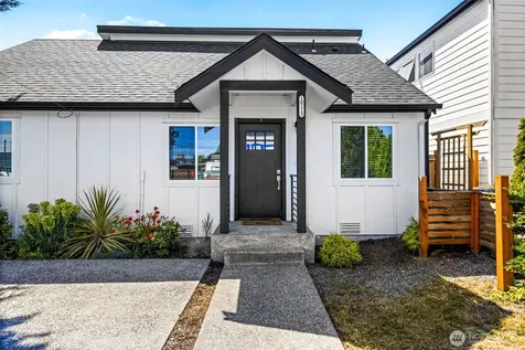 10215 Evanston Avenue N Seattle WA 98133