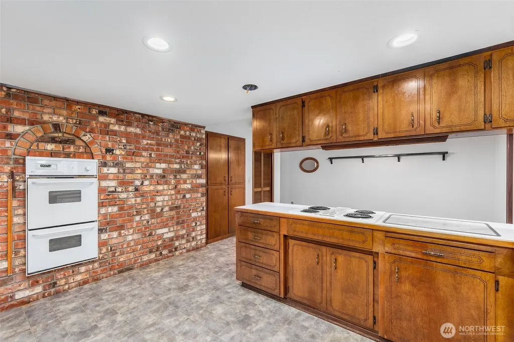 5815 7th Avenue SE Lacey WA 98503