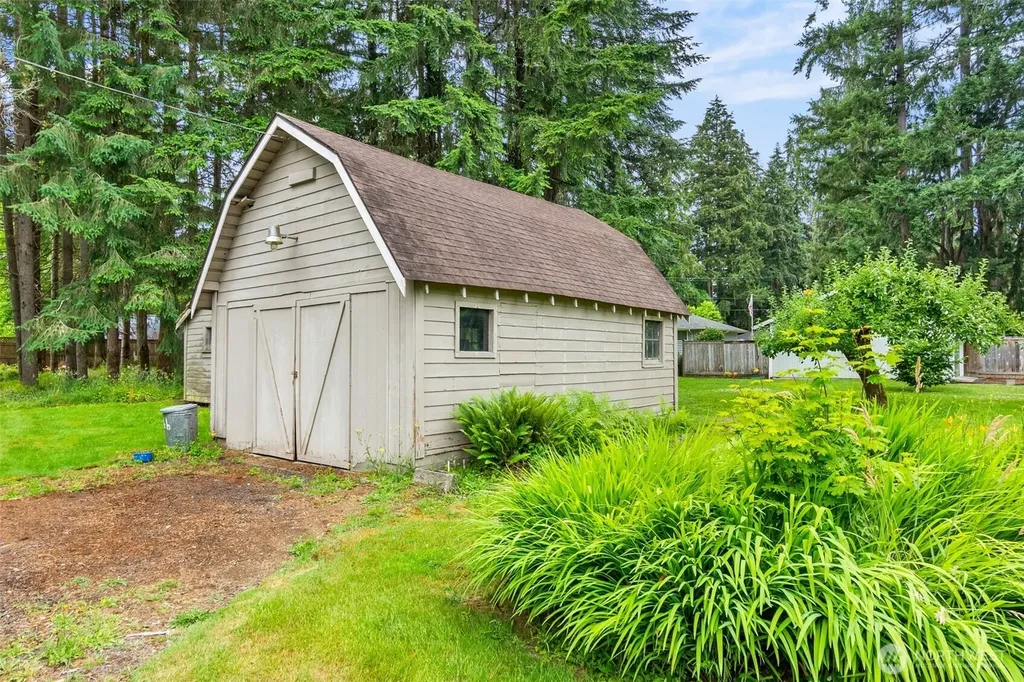 5815 7th Avenue SE Lacey WA 98503