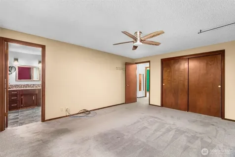 5815 7th Avenue SE Lacey WA 98503