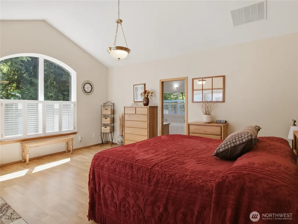 3412 Quail Creek Ln NE Olympia WA 98516