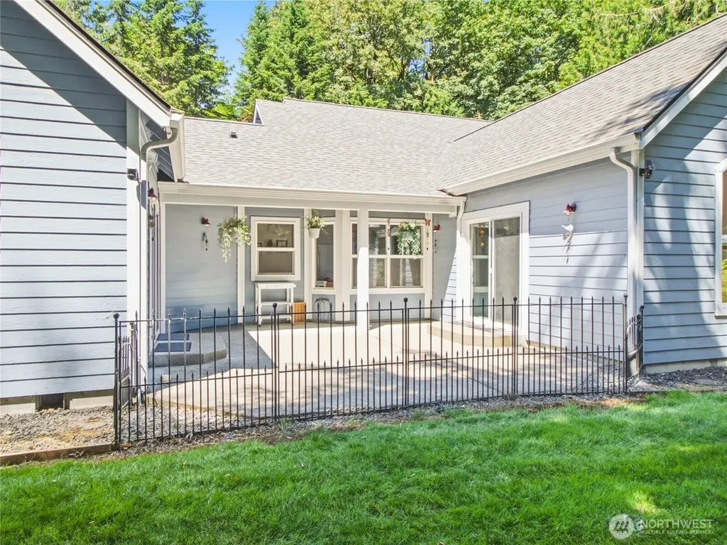 3412 Quail Creek Ln NE Olympia WA 98516
