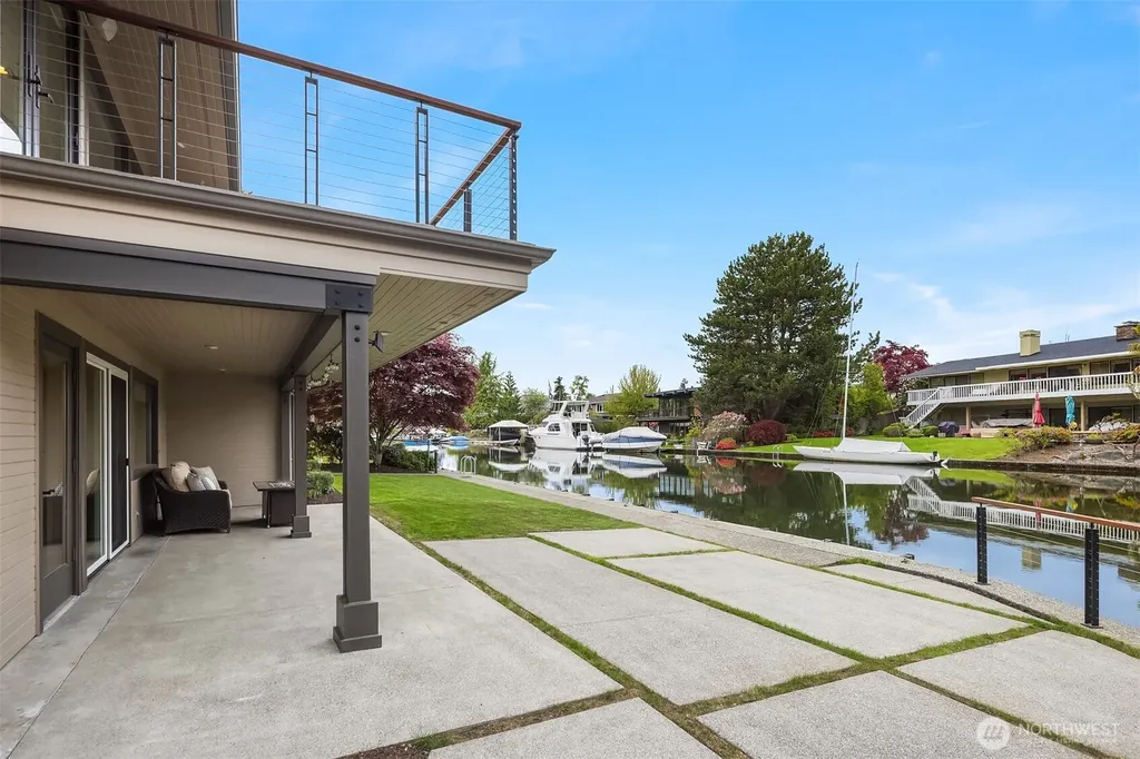 61 Cascade Key Bellevue WA 98006