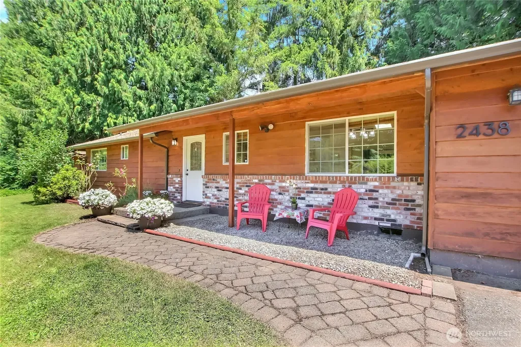 2438 Tyndell Circle SW Tumwater WA 98512