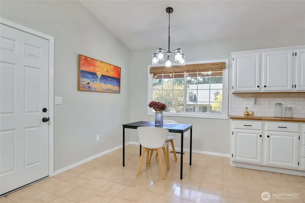 2438 Tyndell Circle SW Tumwater WA 98512