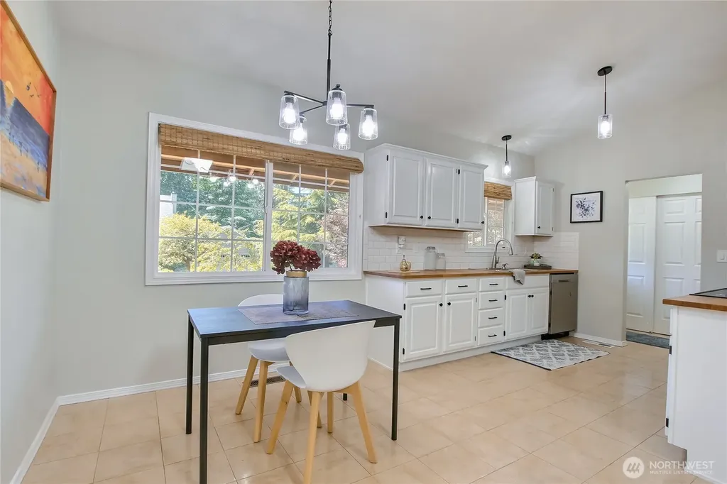 2438 Tyndell Circle SW Tumwater WA 98512