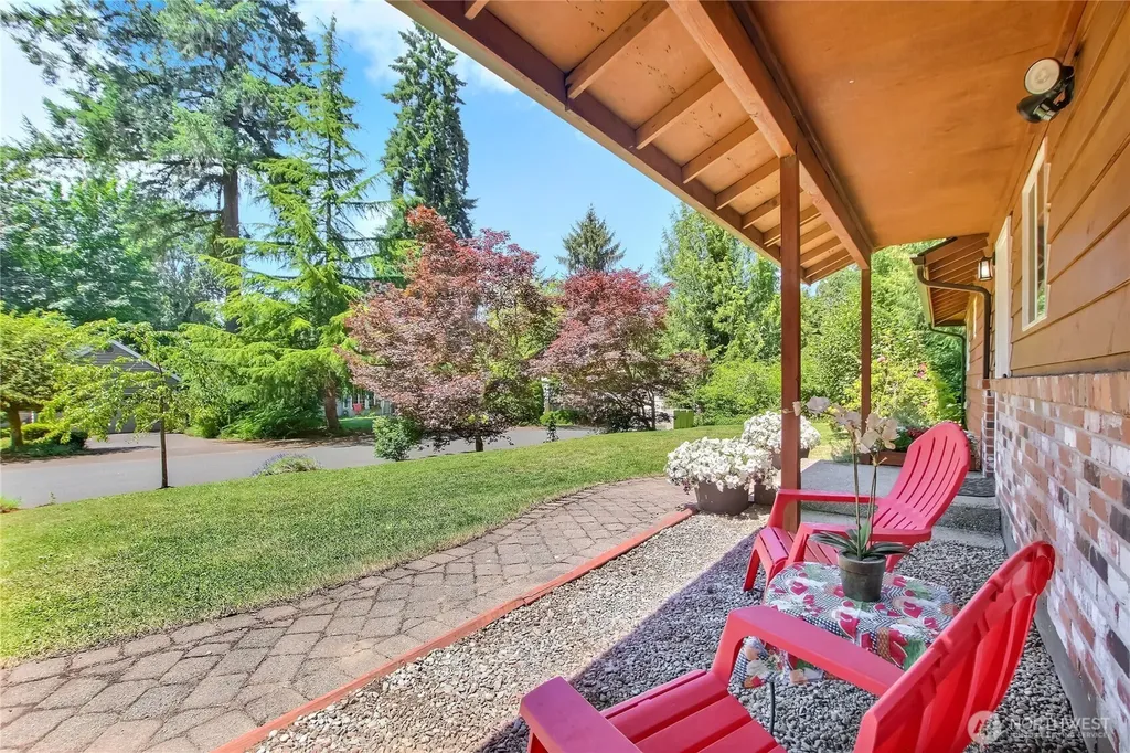 2438 Tyndell Circle SW Tumwater WA 98512