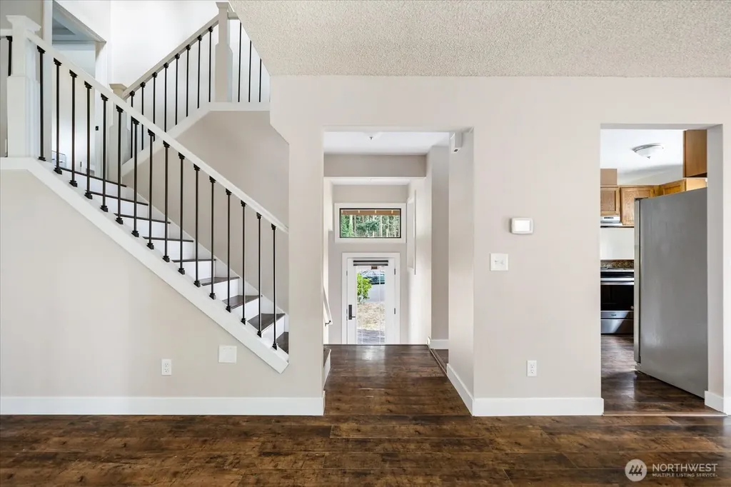 210 NW Calista Court Oak Harbor WA 98277