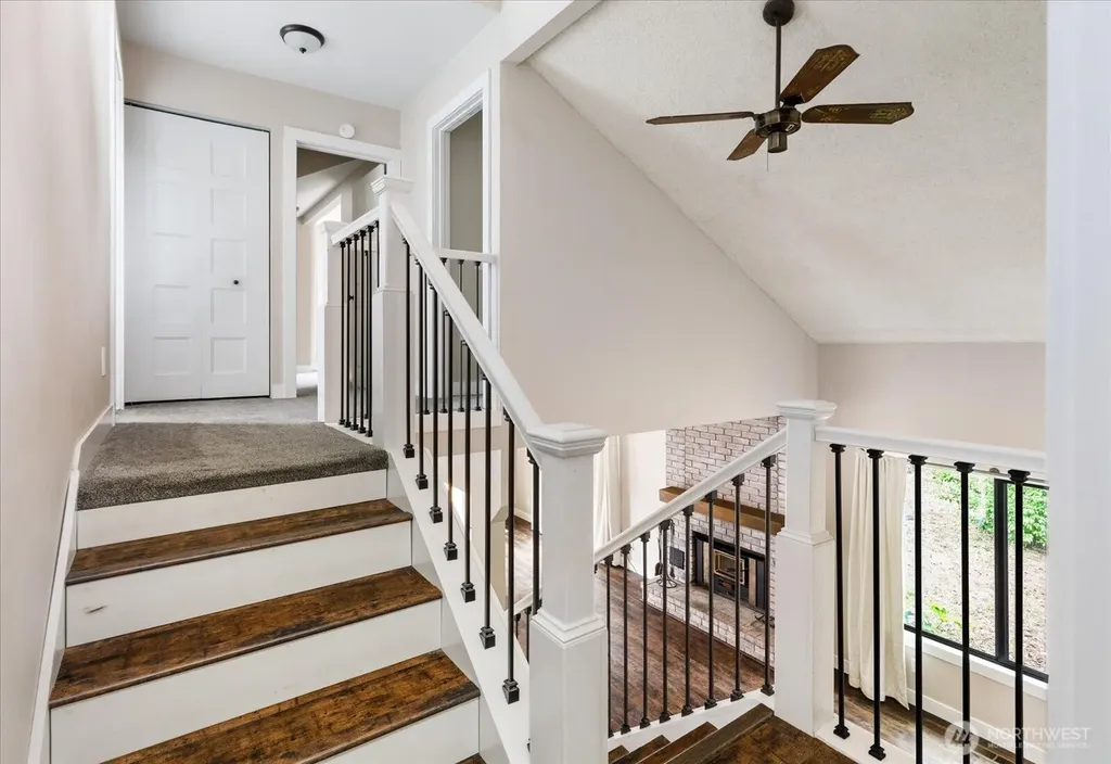 210 NW Calista Court Oak Harbor WA 98277