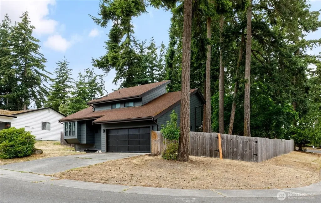 210 NW Calista Court Oak Harbor WA 98277