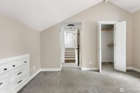 210 NW Calista Court Oak Harbor WA 98277