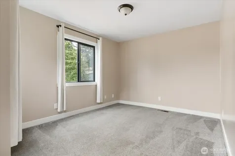 210 NW Calista Court Oak Harbor WA 98277