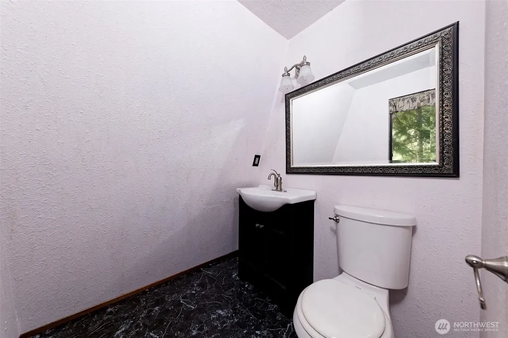 830 N Lake Cushman Road Hoodsport WA 98548