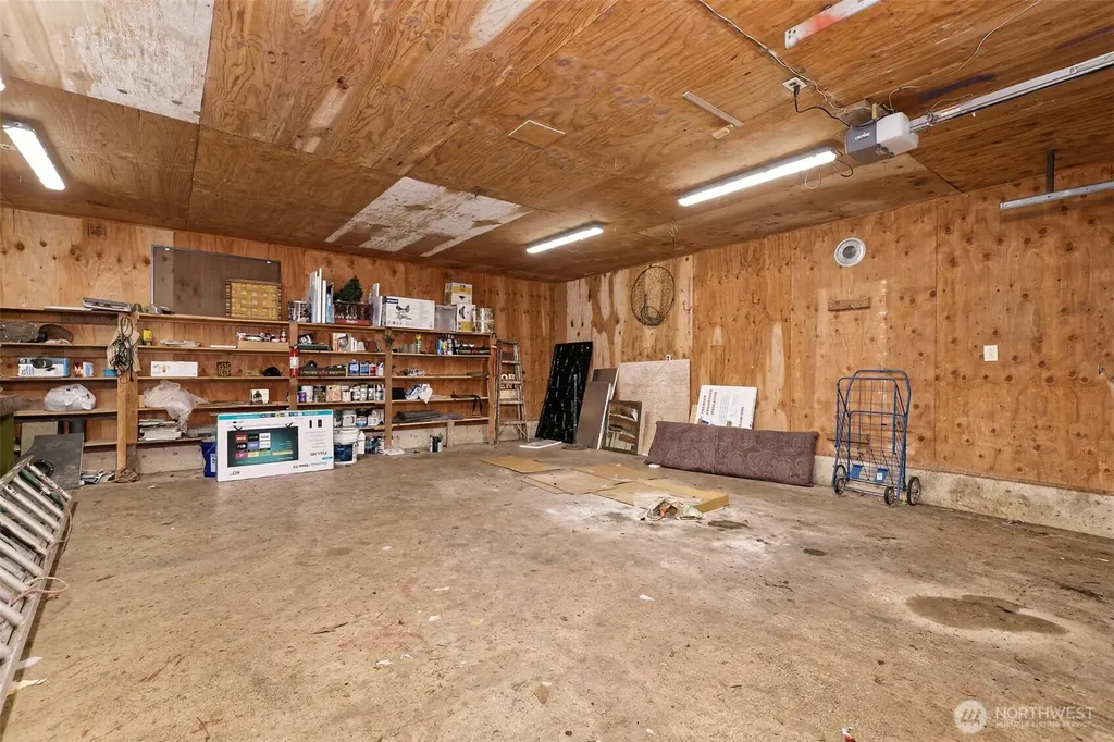 830 N Lake Cushman Road Hoodsport WA 98548