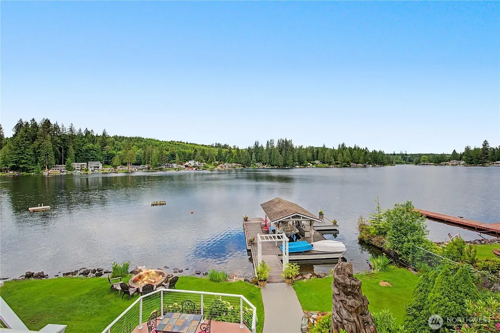 2410 S Lake Roesiger Road Snohomish WA 98290