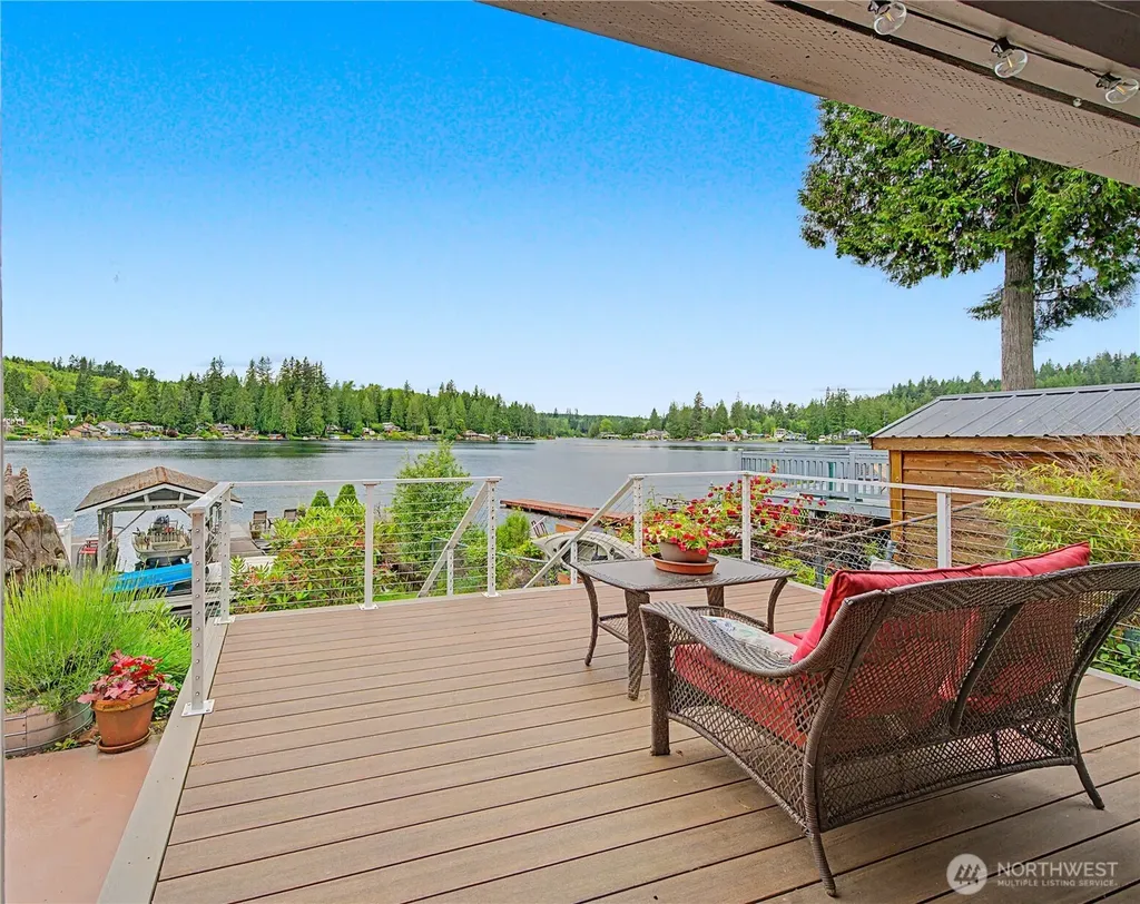 2410 S Lake Roesiger Road Snohomish WA 98290