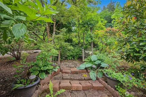 2410 S Lake Roesiger Road Snohomish WA 98290