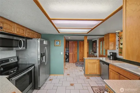 2410 S Lake Roesiger Road Snohomish WA 98290