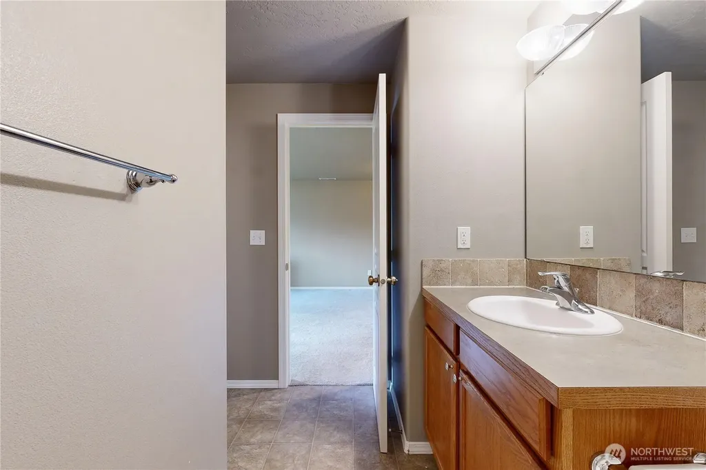 1310 SW Riparian Court College Place WA 99324